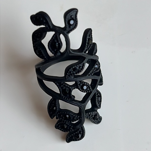 Designer Black Crystal Floral Ivy Finger Crawler Wrap Ring - Picture 2 of 10